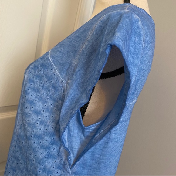 STYLE & CO Blue Space Dye Eyelet Detail Tee - Picture 6 of 9